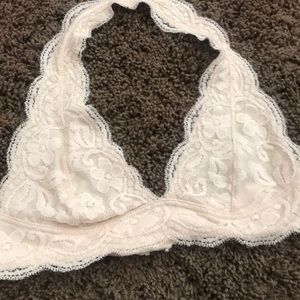 Tilly’s cream bralette size small